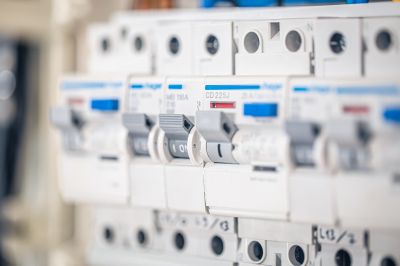 Circuit Breaker Repair in Pasadena, CA